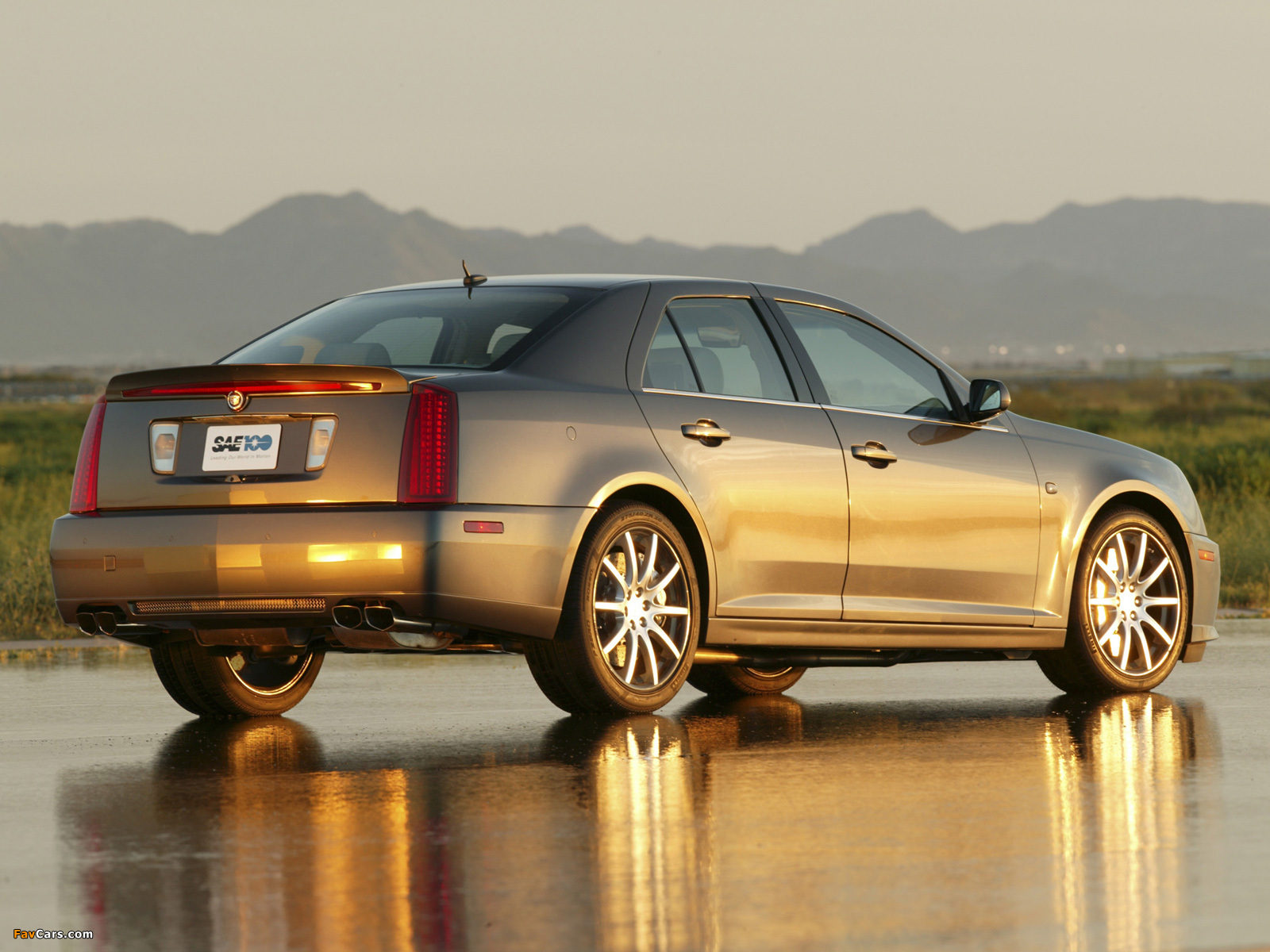Images of Cadillac STS SAE 100 Concept 2005 (1600 x 1200)