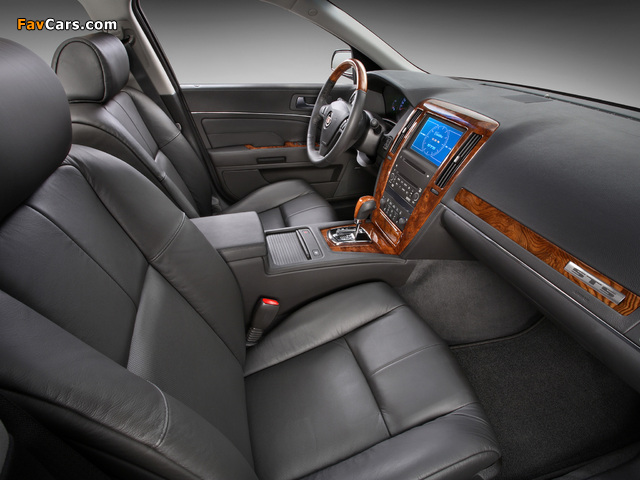 Images of Cadillac STS Platinum 2007 (640 x 480)