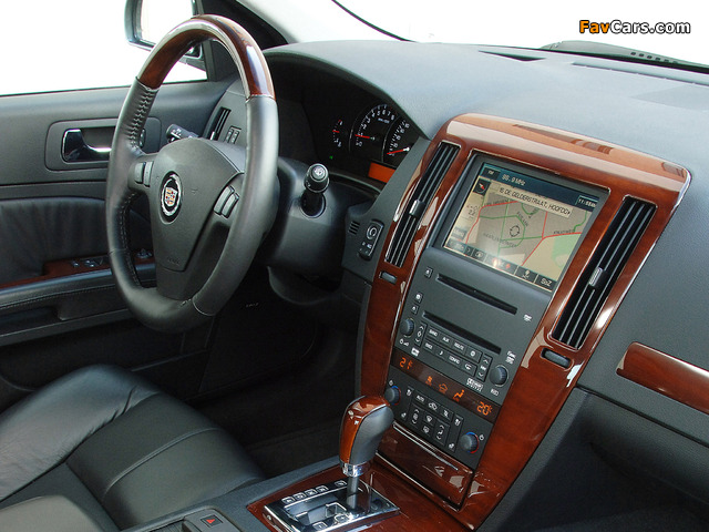 Photos of Cadillac STS 2005–07 (640 x 480)