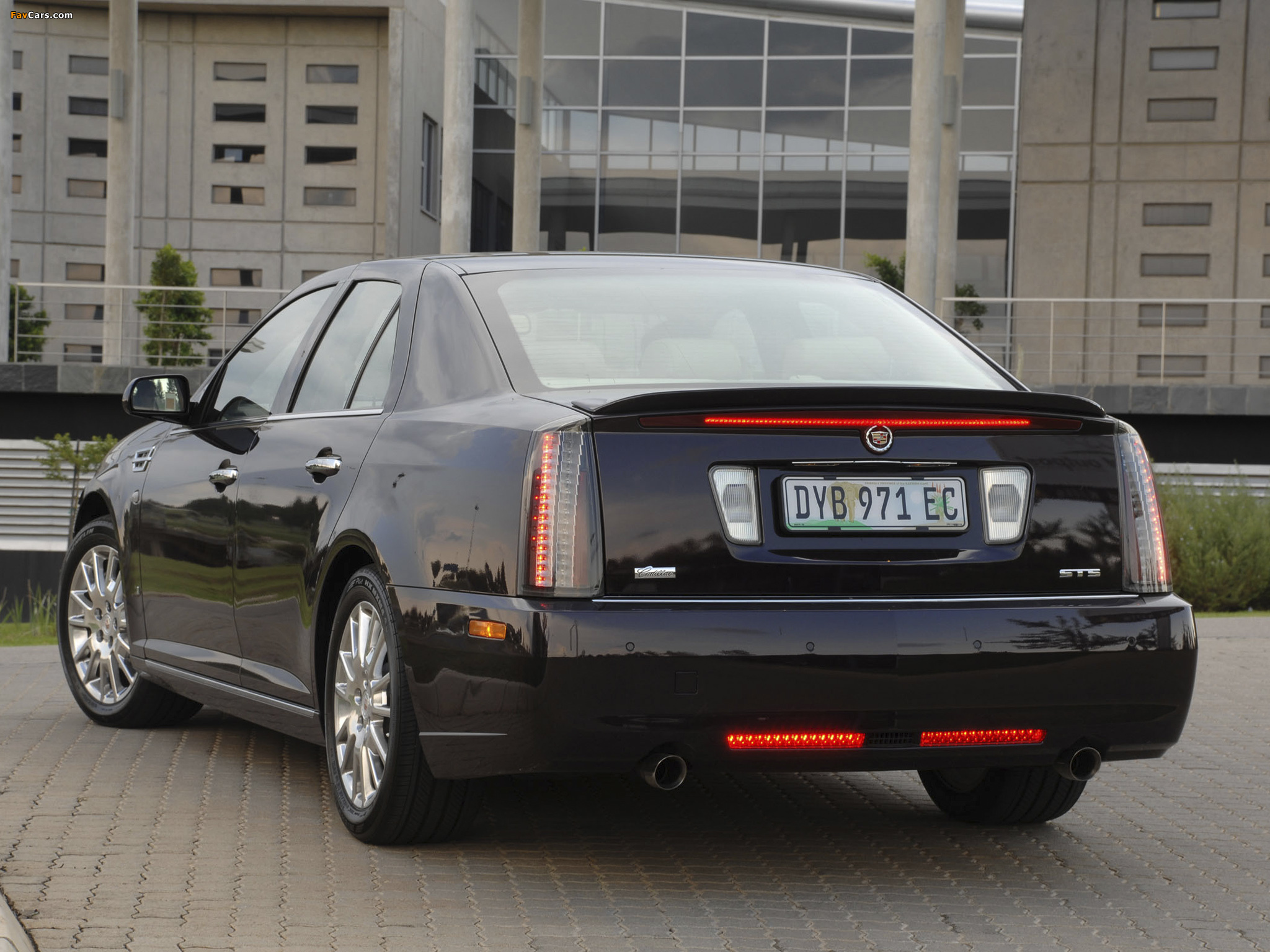 Pictures of Cadillac STS ZA-spec 2008–09 (2048 x 1536)