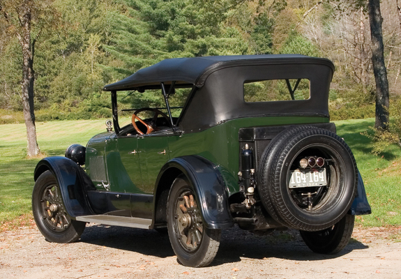 Pictures of Cadillac V-63 Phaeton 1924