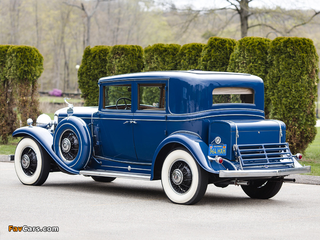 Cadillac V12 370-A Town Sedan by Fisher (31152) 1931 images (640 x 480)