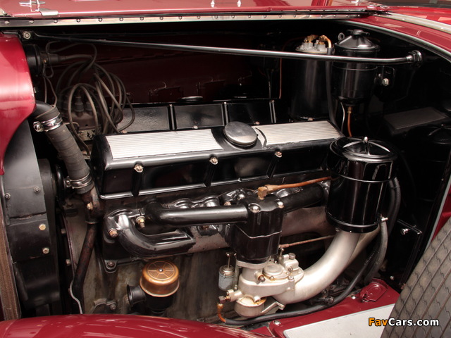 Cadillac V12 370-A Town Sedan by Fisher (31152) 1931 images (640 x 480)