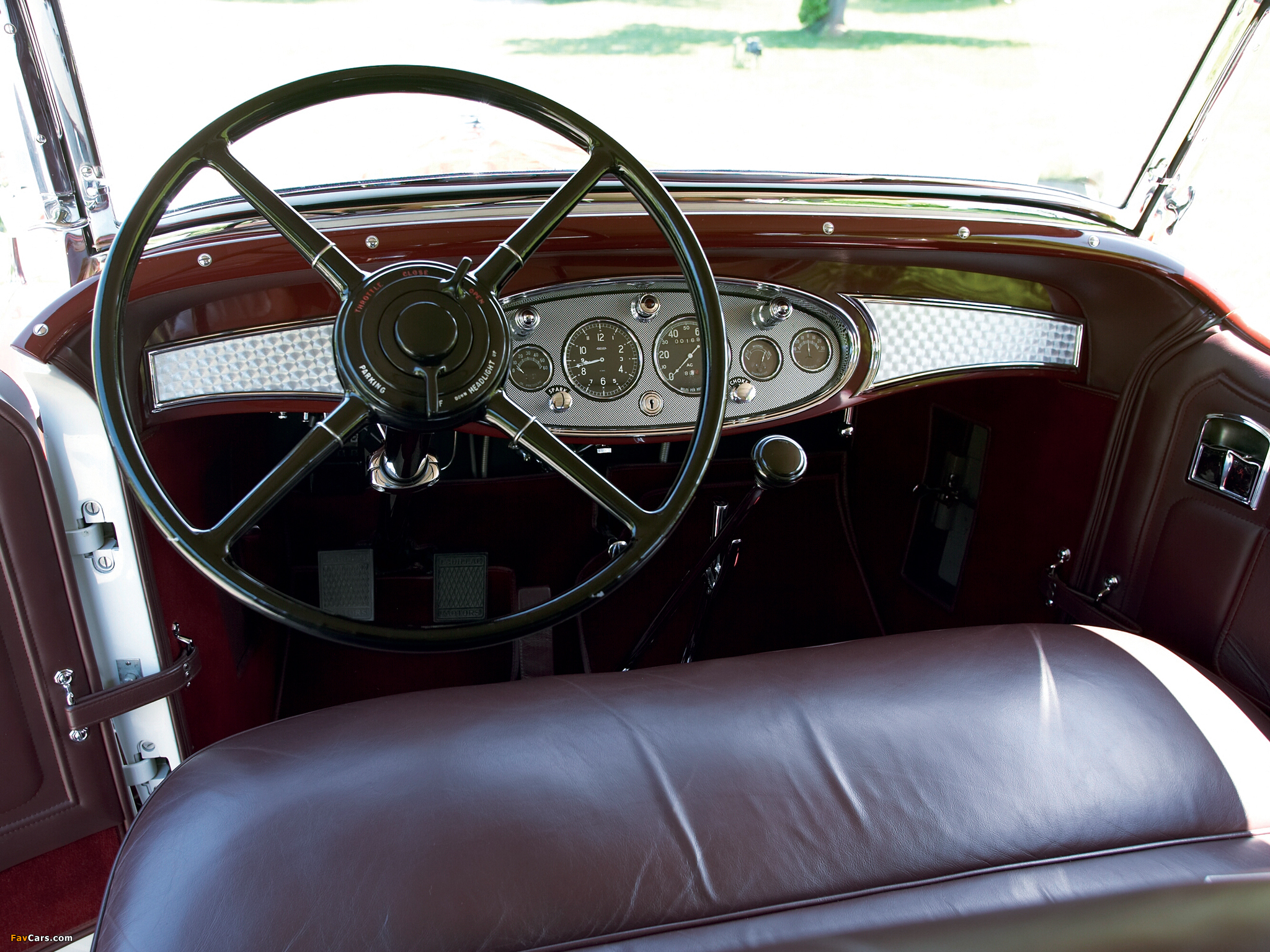 Cadillac V12 370-A Phaeton by Fleetwood 1931 photos (2048 x 1536)
