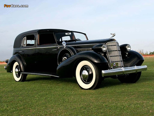 Cadillac V12 370-D Town Cabriolet by Fleetwood 1935 images (640 x 480)