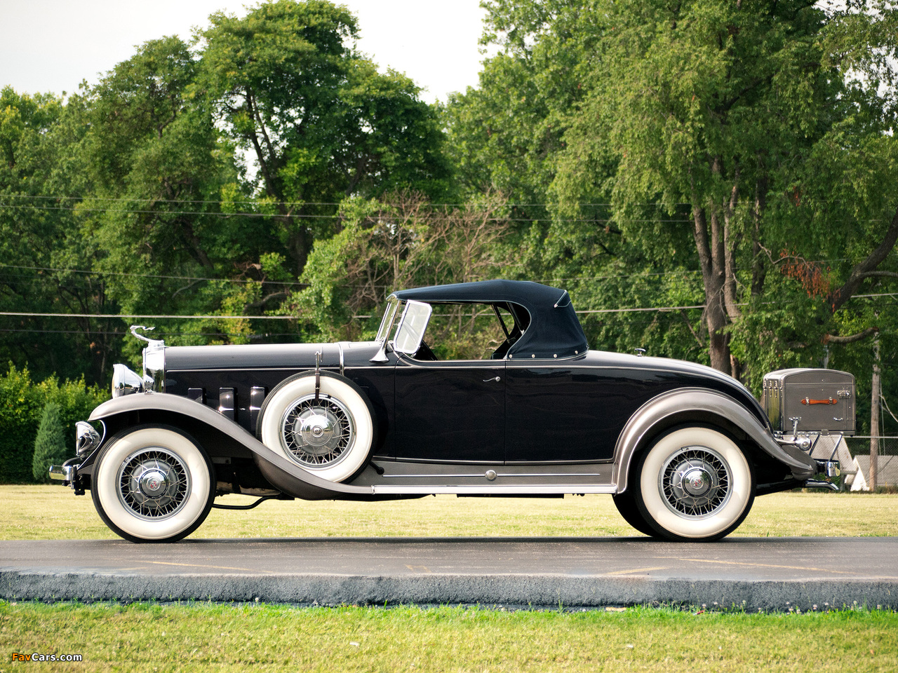 Images of Cadillac V12 370-A Roadster by Fleetwood 1931 (1280 x 960)