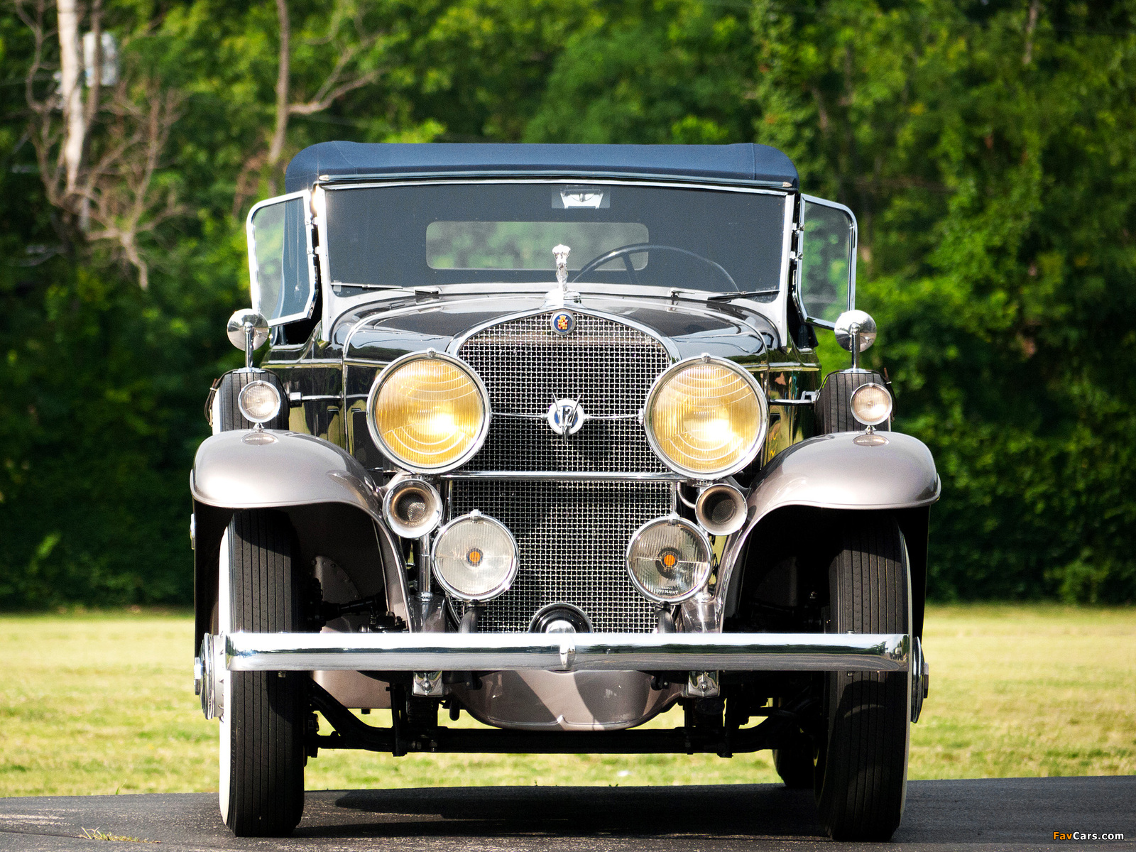 Pictures of Cadillac V12 370-A Roadster by Fleetwood 1931 (1600 x 1200)