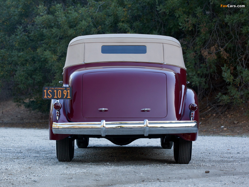 Cadillac V12 370-D Convertible Sedan by Fleetwood 1935 wallpapers (1024 x 768)
