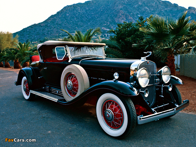 Cadillac V16 452/452-A Roadster by Fleetwood 1930–31 photos (640 x 480)