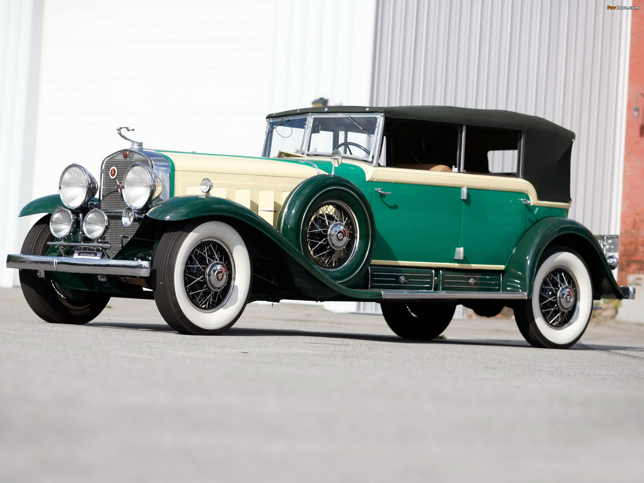 Cadillac V16 All-Weather Phaeton by Fleetwood 1930 pictures (2048 x 1536)