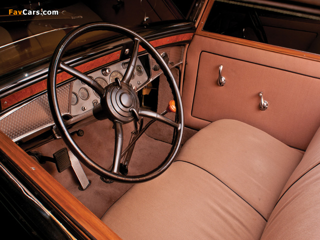 Cadillac V16 452-A Madame X Club Sedan by Fleetwood 1930 pictures (640 x 480)