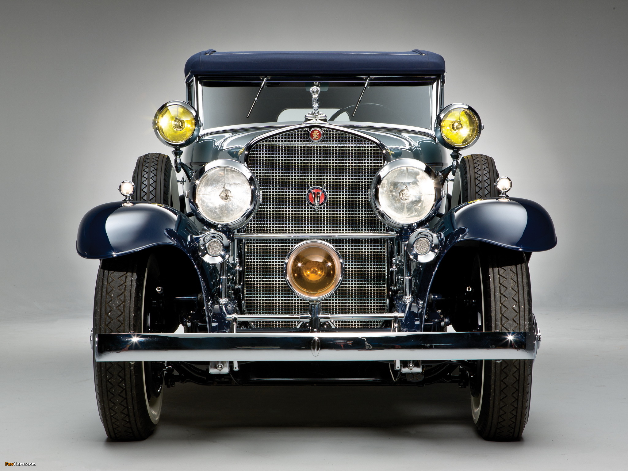 Cadillac V16 Convertible Sedan by Saoutchik 1930 pictures (2048 x 1536)