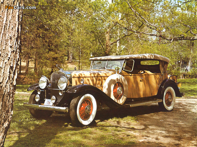 Cadillac V16 452/452-A Dual Cowl Sport Phaeton 1930–31 wallpapers (640 x 480)