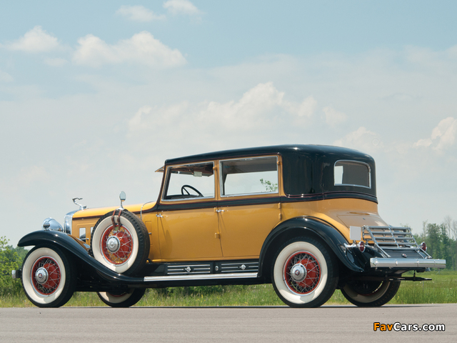 Cadillac V16 452-A Madame X Club Sedan by Fleetwood 1930 wallpapers (640 x 480)