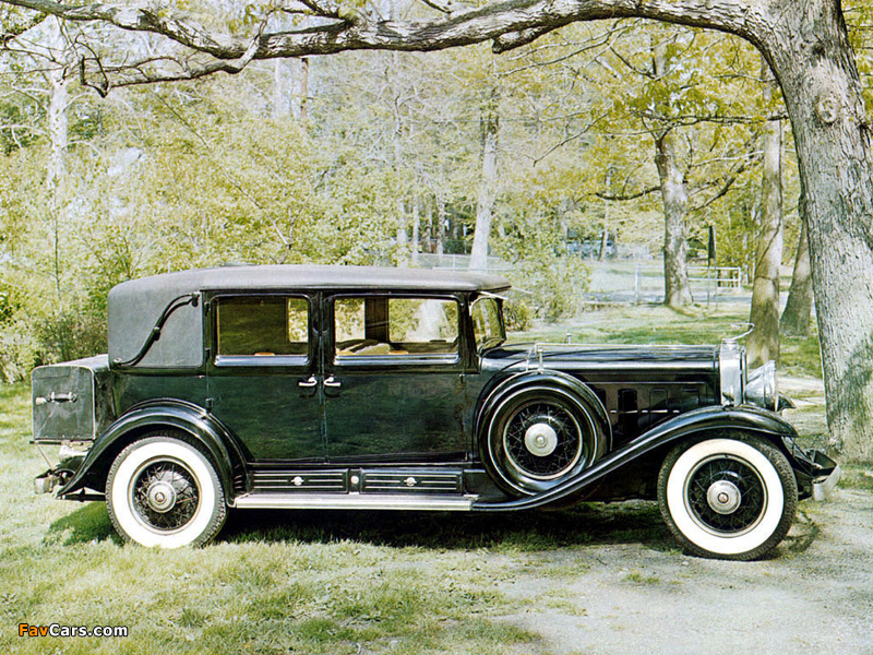 Cadillac V16 452-A Sedan 1931 images (800 x 600)