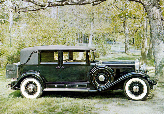 Cadillac V16 452-A Sedan 1931 images