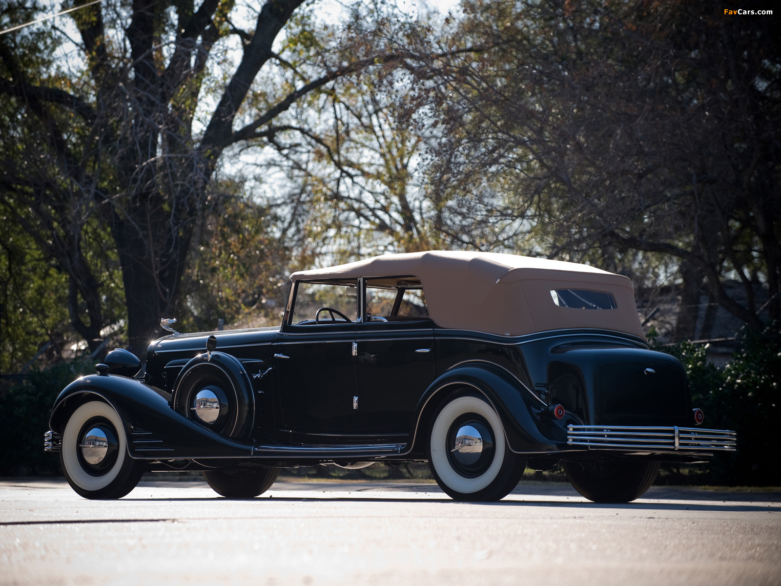 Cadillac V16 Convertible Phaeton by Fleetwood 1933 photos (1600 x 1200)