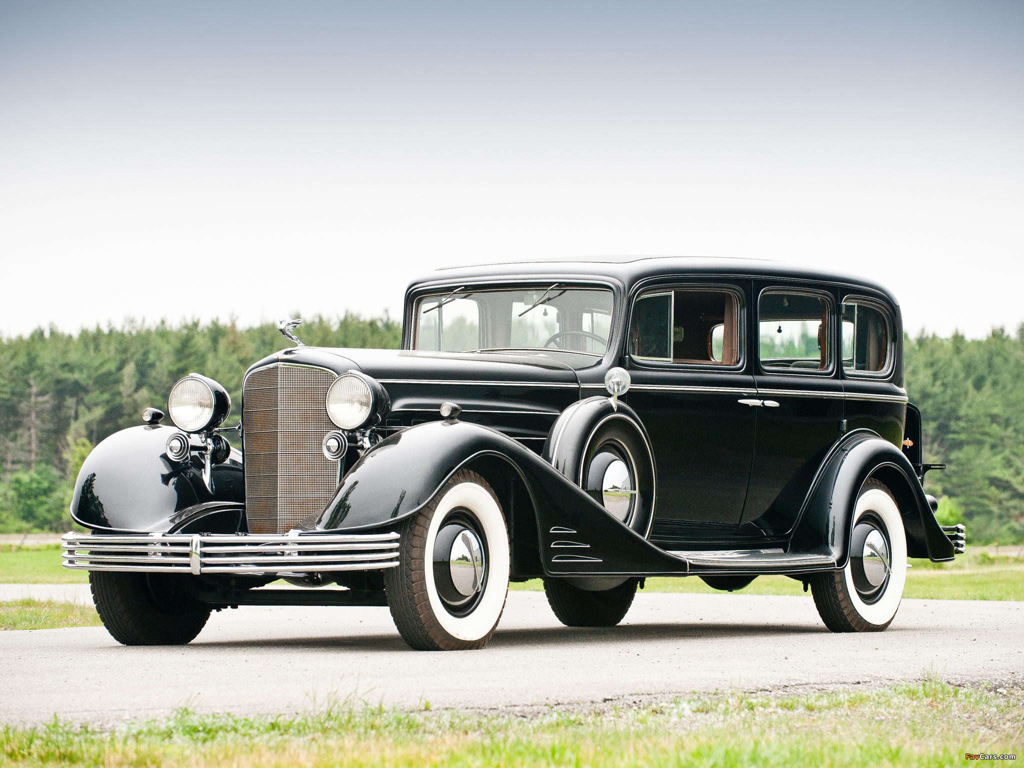 Cadillac V16 452-C Limousine by Fleetwood 1933 pictures (2048 x 1536)