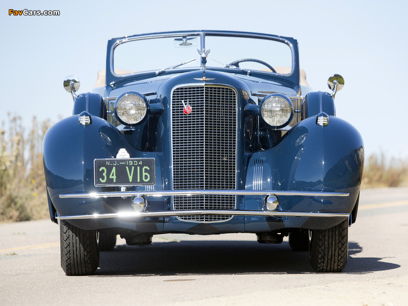 Cadillac V16 452-D Convertible Sedan by Fleetwood (5780) 1934 pictures (800 x 600)