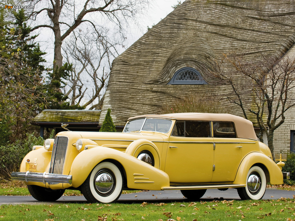 Cadillac V16 452-D Imperial Convertible Sedan 1935 wallpapers (1024 x 768)