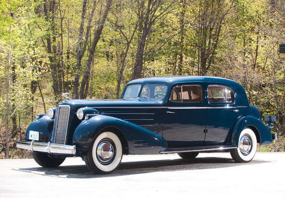 Cadillac V16 Town Sedan by Fleetwood (5733S) 1936 pictures