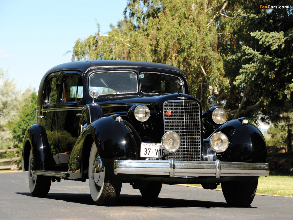 Cadillac V16 Series 90 Custom Imperial Cabriolet by Fleetwood 1937 photos (1024 x 768)