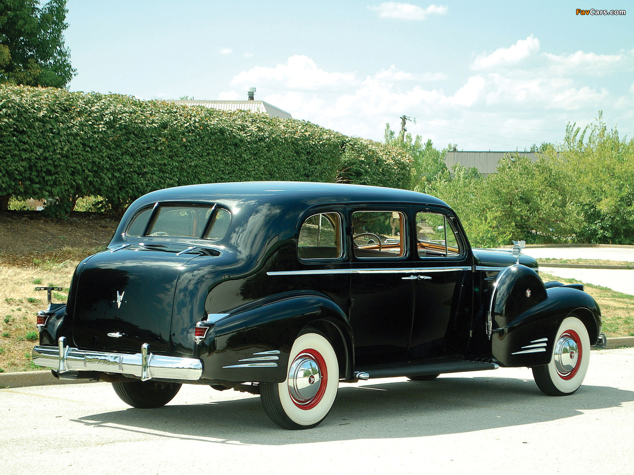 Cadillac V16 Series 90 Sedan by Fleetwood 1938 images (1280 x 960)