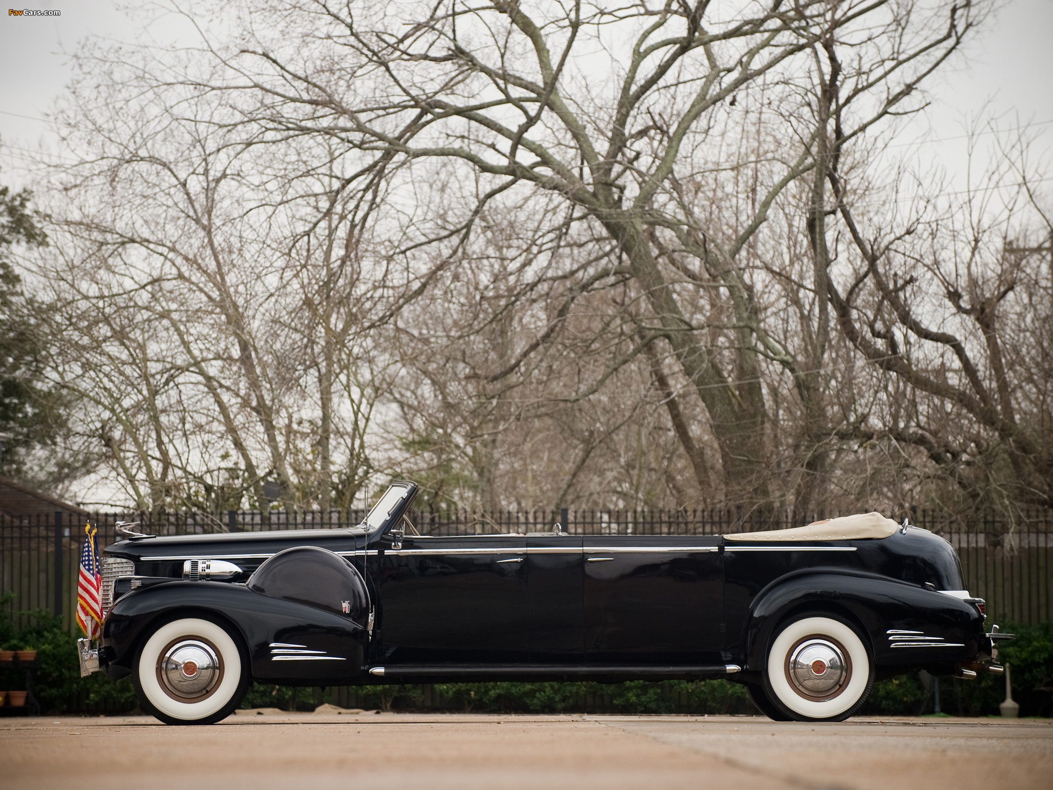 Cadillac V16 Series 90 Presidential Convertible Limousine 1938 photos (2048 x 1536)