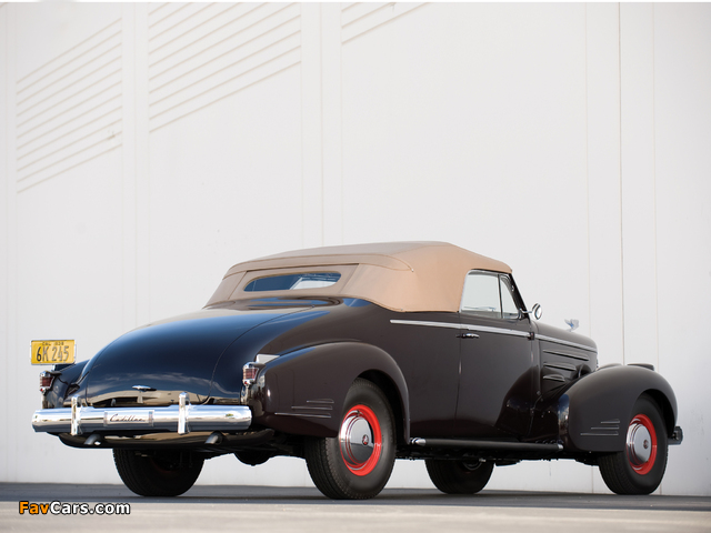 Cadillac V16 Series 90 Convertible Coupe 1938 pictures (640 x 480)