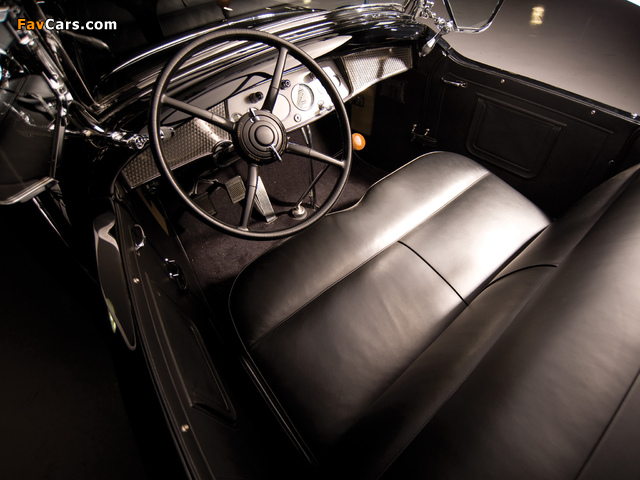 Images of Cadillac V16 452 Roadster 1930 (640 x 480)