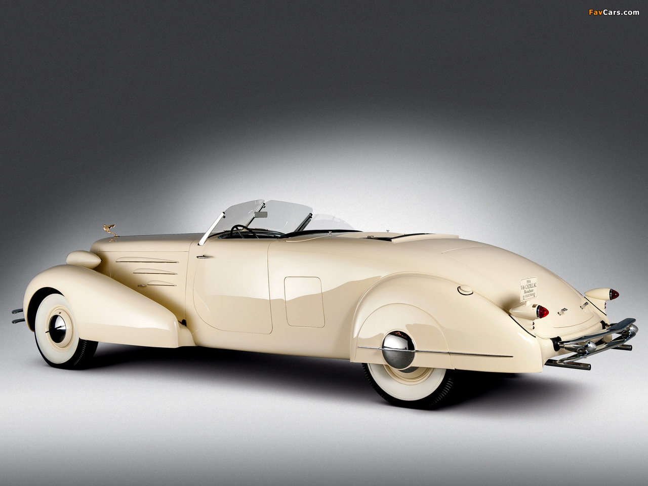 Images of Cadillac V16 452-D Roadster by Fleetwood (5702) 1934 (1280 x 960)
