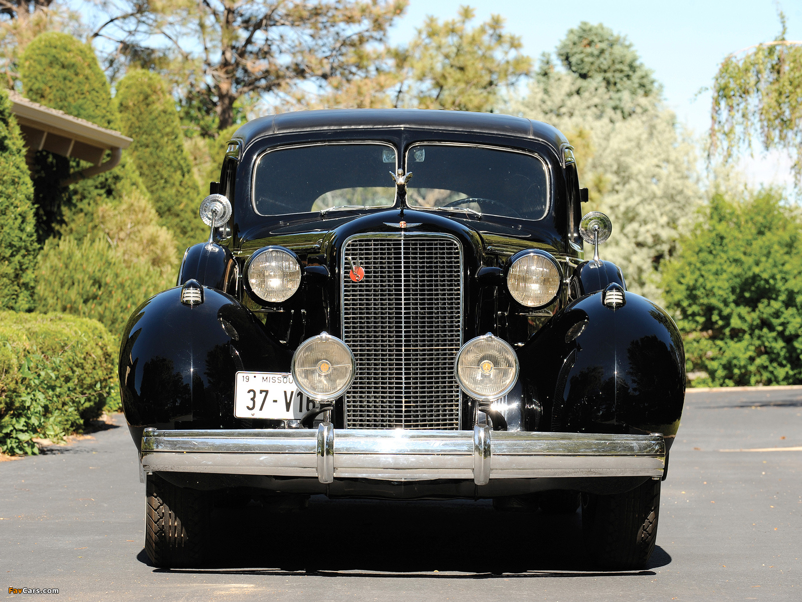 Images of Cadillac V16 Series 90 Custom Imperial Cabriolet by Fleetwood 1937 (1600 x 1200)