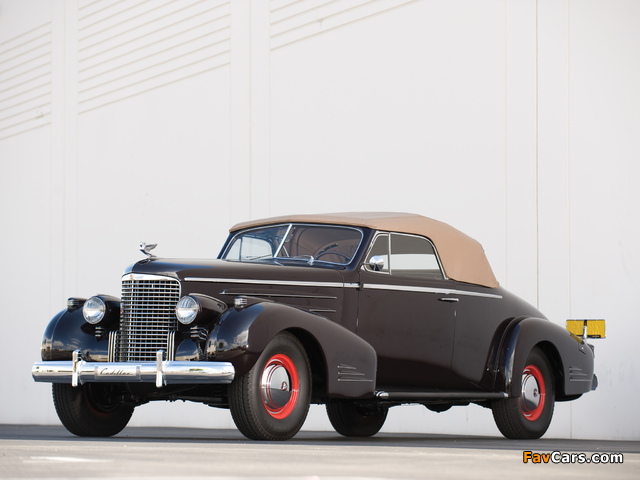 Images of Cadillac V16 Series 90 Convertible Coupe 1938 (640 x 480)