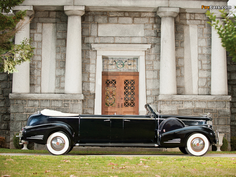 Images of Cadillac V16 Series 90 Presidential Convertible Limousine 1938 (800 x 600)