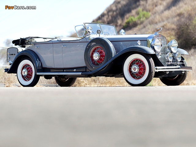 Photos of Cadillac V16 452/452-A Dual Cowl Sport Phaeton 1930–31 (640 x 480)