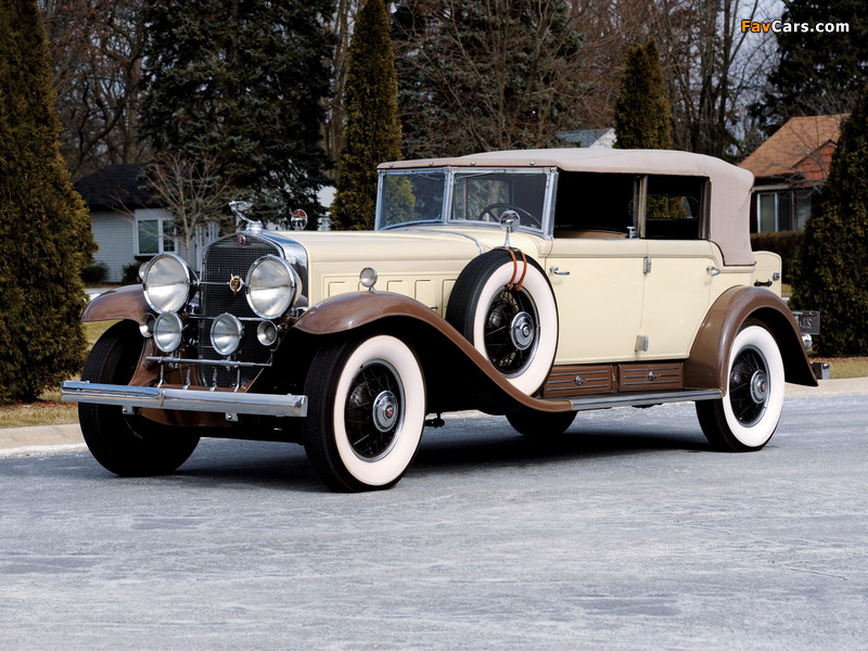 Photos of Cadillac V16 All-Weather Phaeton by Fleetwood 1930 (800 x 600)