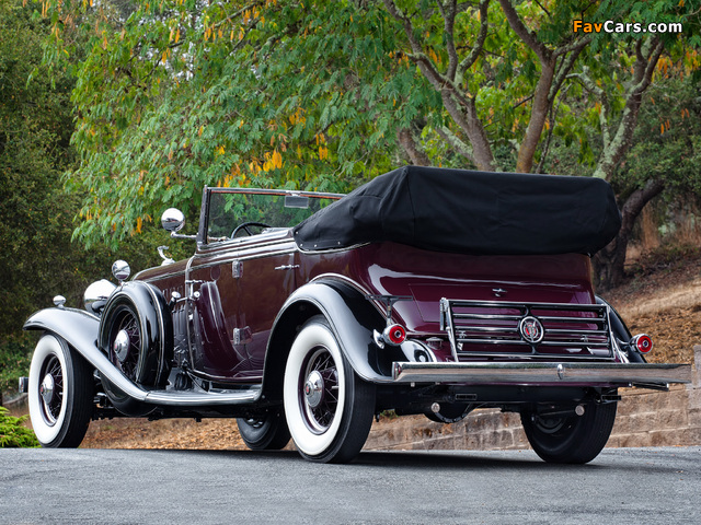 Photos of Cadillac V16 452-B All Weather Phaeton by Fisher (32-16-273) 1932 (640 x 480)
