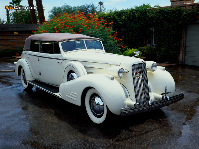 Photos of Cadillac V16 Series 90 Town Cabriolet 1936 (640 x 480)