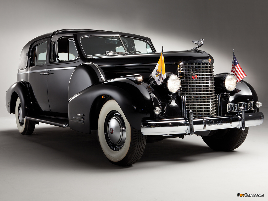 Photos of Cadillac V16 Series 90 Ceremonial Town Car by Fleetwood 1938 (1024 x 768)