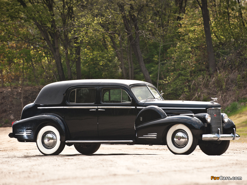 Photos of Cadillac V16 Formal Sedan 1940 (800 x 600)