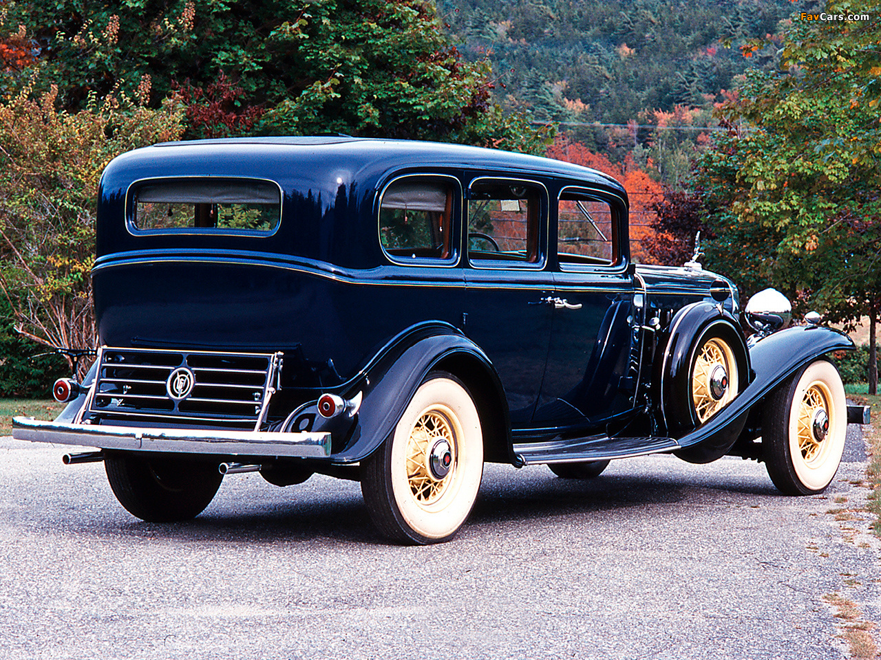 Pictures of Cadillac V16 452-B Imperial Sedan by Fleetwood 1932 (1280 x 960)