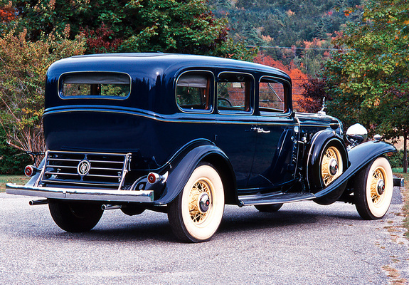 Pictures of Cadillac V16 452-B Imperial Sedan by Fleetwood 1932