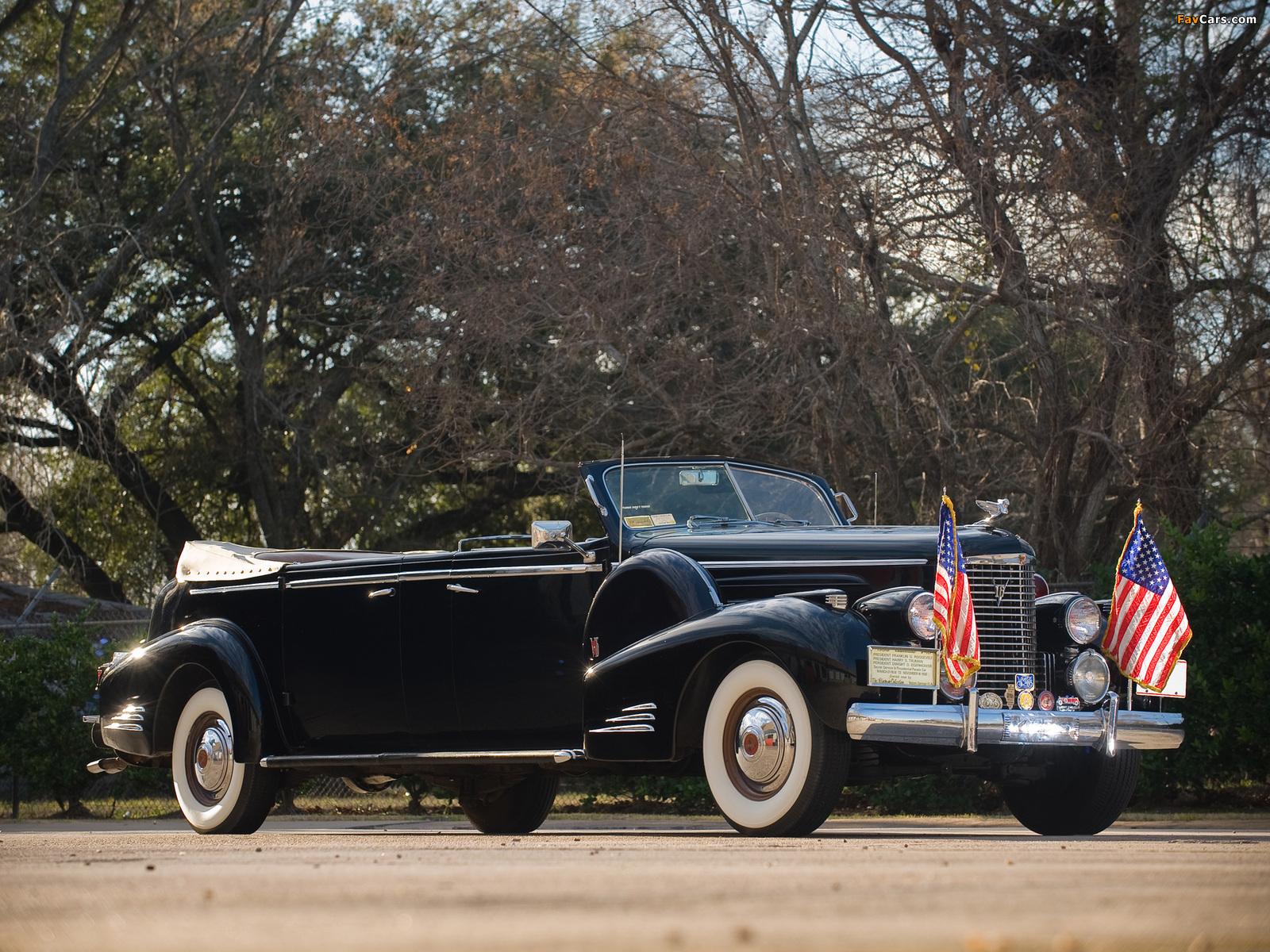 Pictures of Cadillac V16 Series 90 Presidential Convertible Limousine 1938 (1600 x 1200)