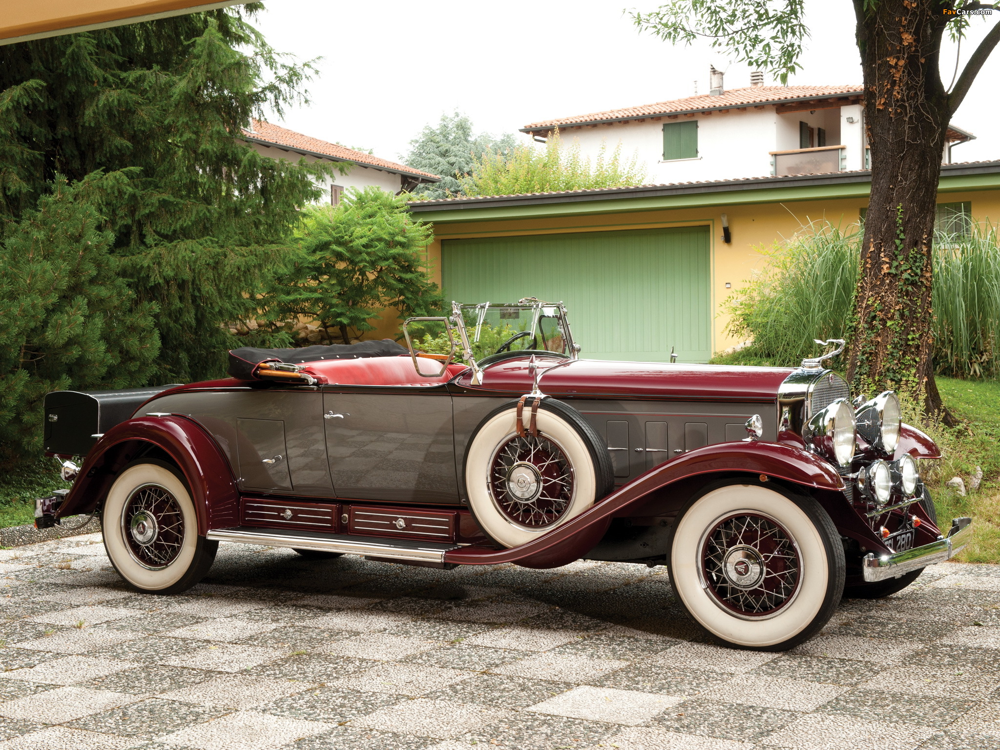 Cadillac V16 452 Roadster 1930 wallpapers (2048 x 1536)