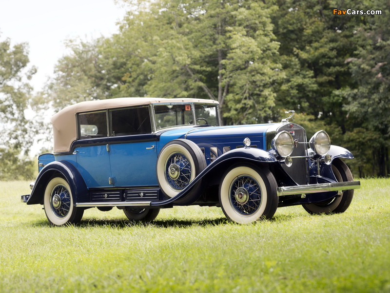 Cadillac V16 All-Weather Phaeton by Fleetwood 1930 wallpapers (800 x 600)