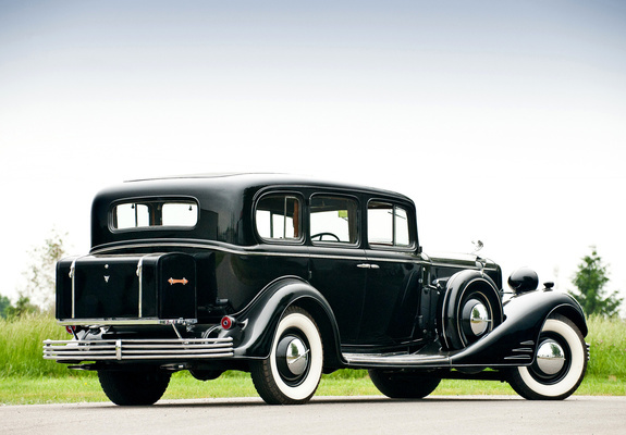 Cadillac V16 452-C Limousine by Fleetwood 1933 wallpapers