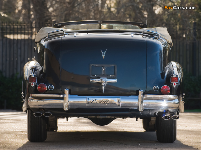 Cadillac V16 Series 90 Presidential Convertible Limousine 1938 wallpapers (640 x 480)