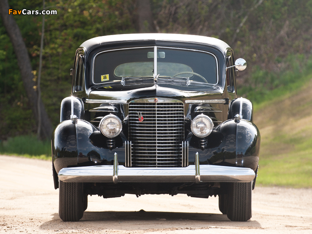 Cadillac V16 Formal Sedan 1940 wallpapers (640 x 480)