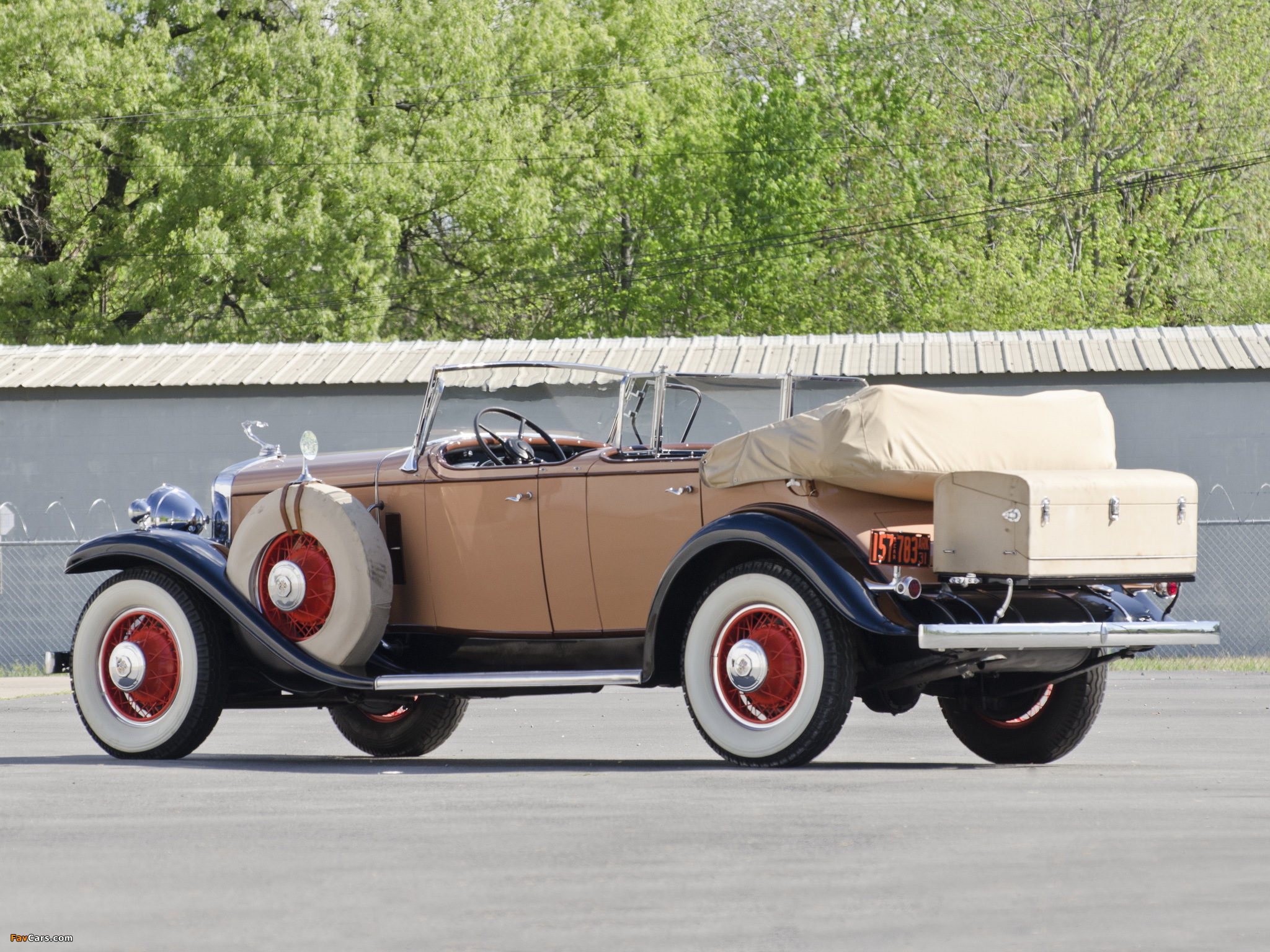 Cadillac V8 355-A Dual Cowl Phaeton 1931 photos (2048 x 1536)
