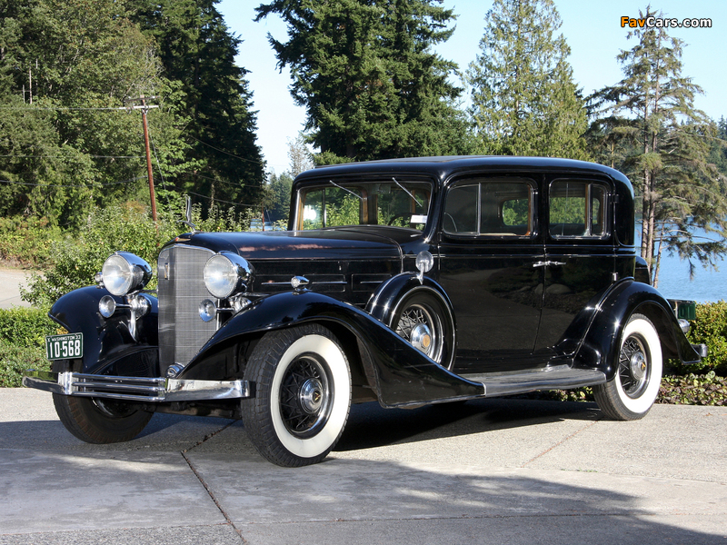 Cadillac V8 355-C Town Sedan by Fleetwood (5330-S) 1933 photos (800 x 600)